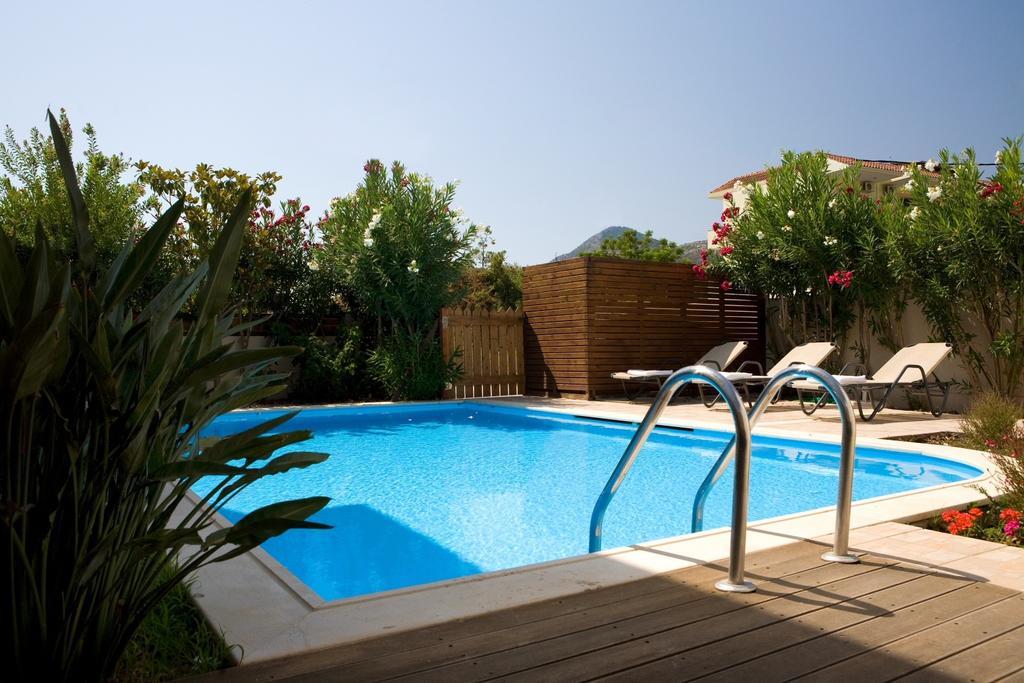 Le Torri Villas By Nidri Holiday Villas Exterior photo